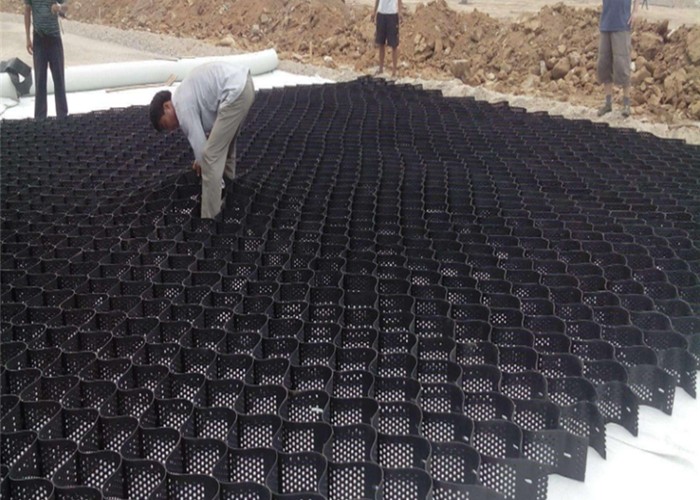 Thickness 1.0 -1.2 Mm Hdpe Geotextile Farmhouse Geocell