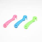Colorful Beak Shape Horse Hoof Pick 16.5cm Plastic High Reliability