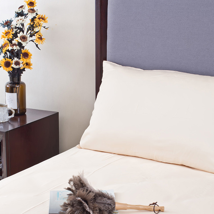 200TC Thread Count Yellow Bamboo Lyocell Bedding Set with 100% Organic Fiber Material