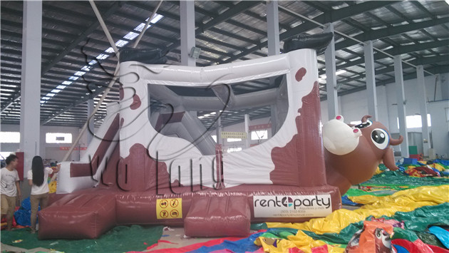 new designed commercial cow inflatable bouncer