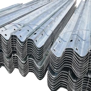China Traffic Road Safety Highway Galvanized GS4 Guardrail with Corrugated Steel Barrier factory