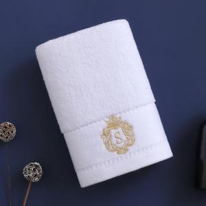 China Thick Cotton Striped Pattern Luxury Hotel Towel Set with Embroidered Logo and OEM Logo factory