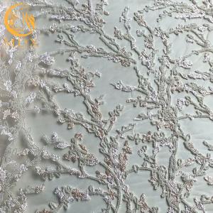 China Machine Embroidery Beaded White Lace Fabric MDX Sequin 20％ Polyester factory