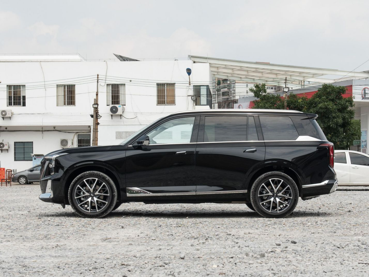 2024 Passenger Motor City Gac Trumpchi GS8 2.0t Turbo Car with Maximum Power 150-200Ps and High Speed Automobile