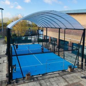 China Super Panoramic Padel Court Outdoor Public Tennis Courts Customized Tennis Blue Court with Canopy Cover / Artificial Grass factory