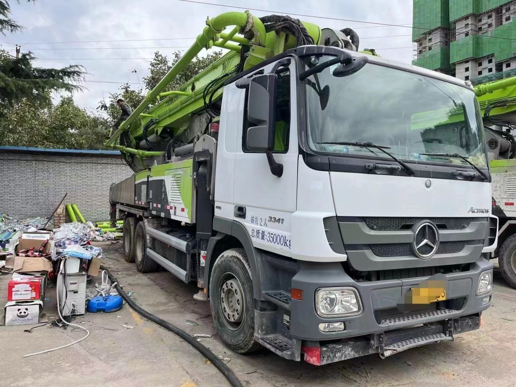 Used Concrete Pump Truck 49m Truck Mounted Pump Mercedes Benz