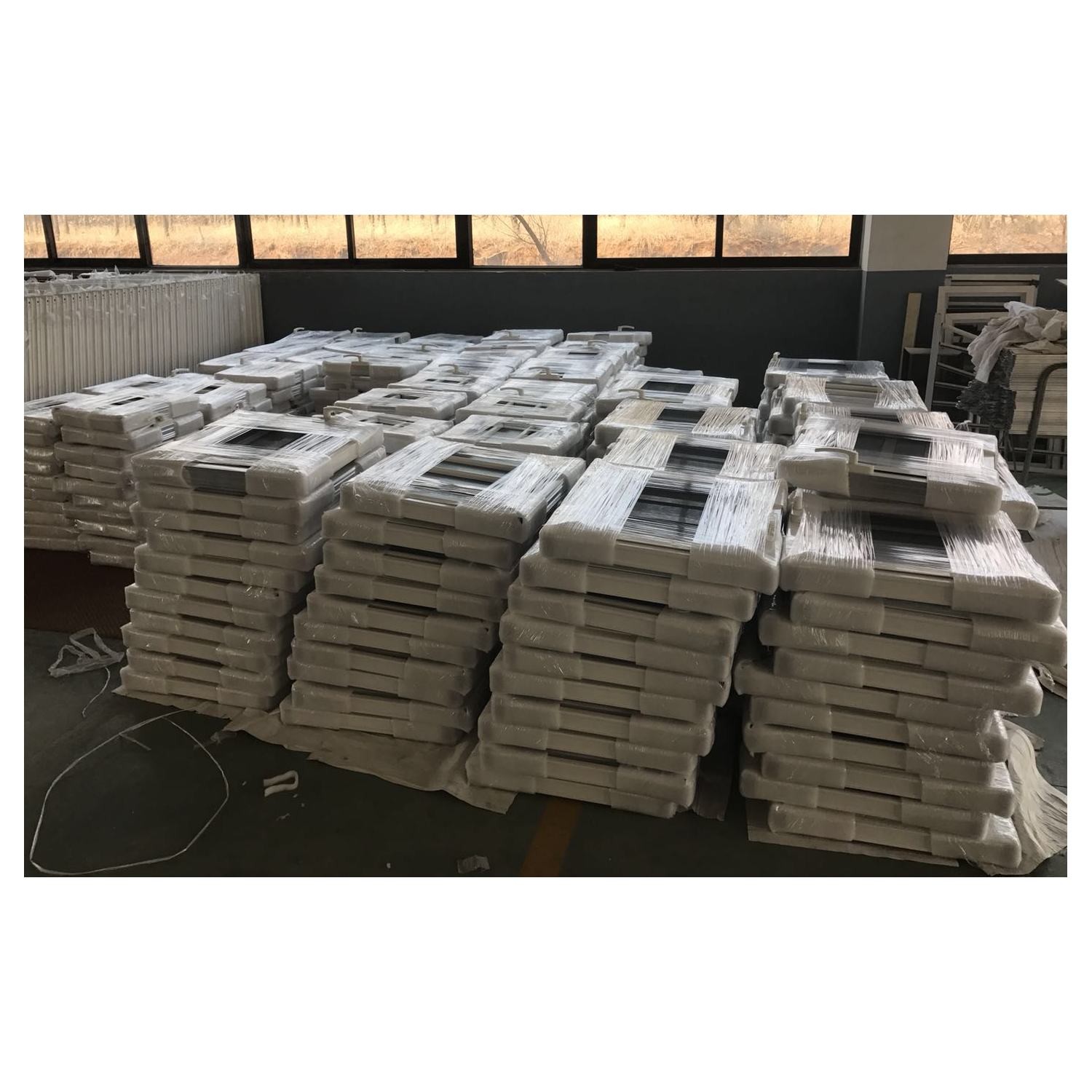 Aluminium Fixed Louver Glass Window Tempered Glass Manual Operation Custom
