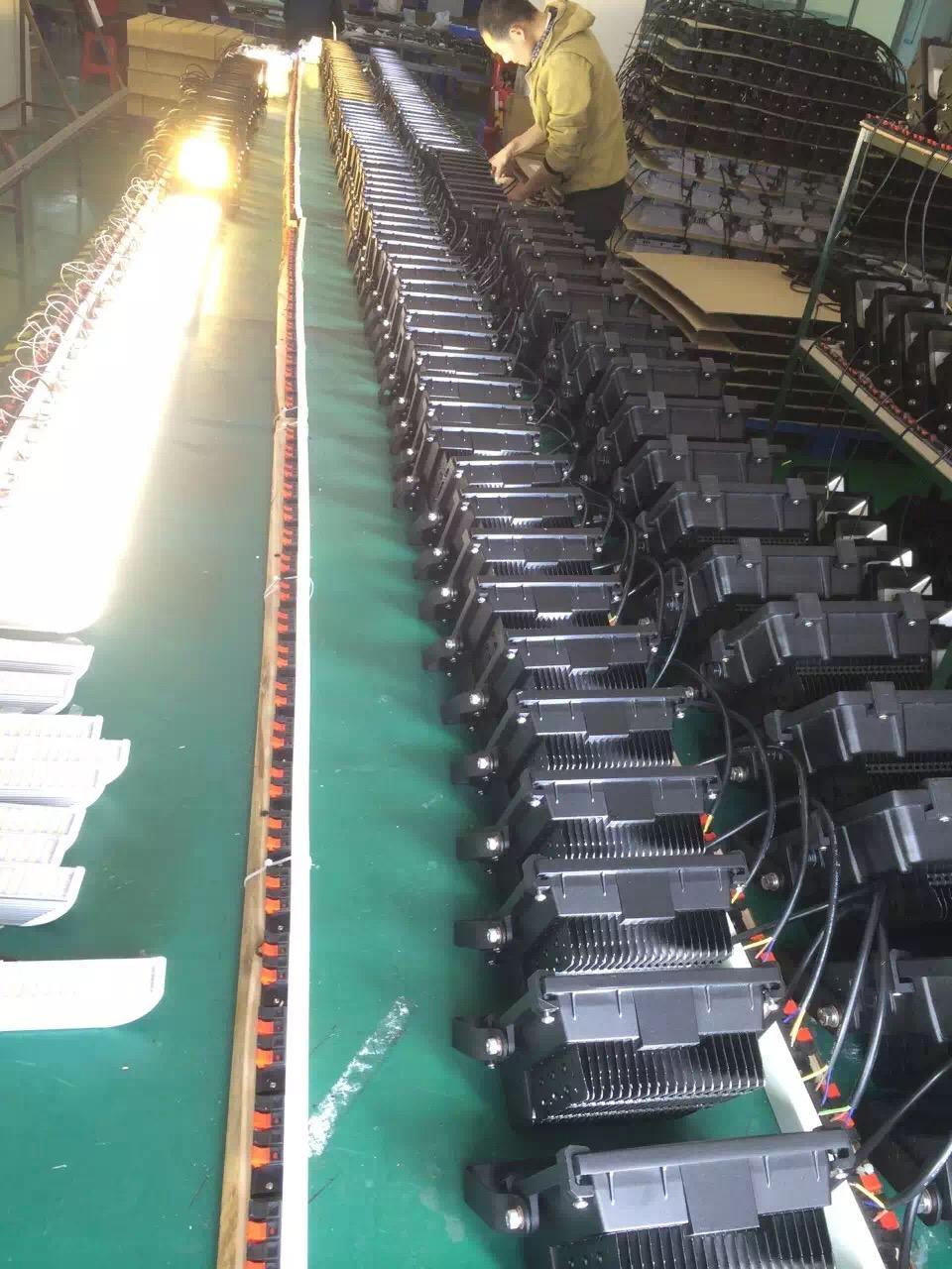 superior quality 150w led flood light led street light led spotlight 120LM/W with Lumileds 3030AC85-277V 5years warranty