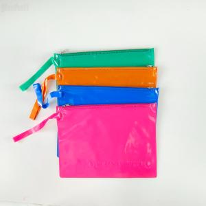 China PVC Crystal Clear Zipper Pencil Bags Waterproof Reusable Custom Printed Bags factory