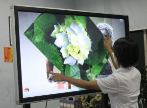 China hot sale 98&quot; infrared smart touch screen led panel cheap touch screen monitor factory