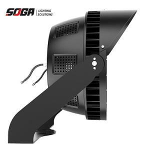 China AC90-305V/AC108-528V LED Sports Field Lights with High Lumen Efficiency factory