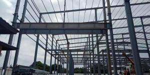 China Q235 Fast Constuction Steel Structure Warehouse Wind Proof 50 Years Service Life factory