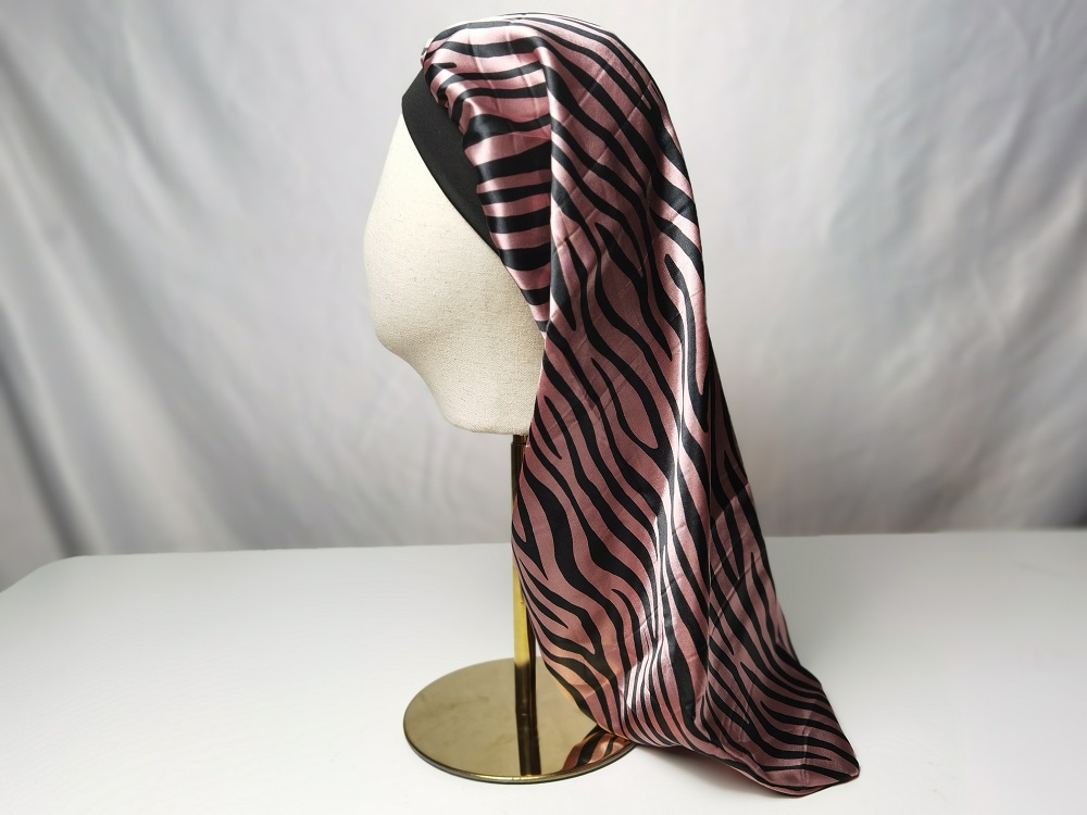 Hot Stamping Satin Hair Bonnet , 50cm Elastic Sleep Cap For Long Hair