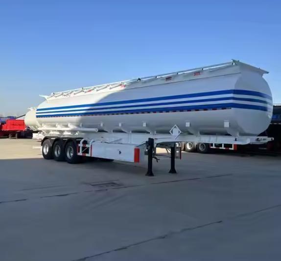 3 Axles Carbon Steel/Stainless Steel/ Oil/Fuel/Gasoline/Diessel Tank Truck