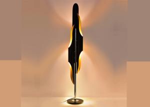 China Creative LED Adjustable Floor Lamp , Minimalist Metal Bedroom Floor Lamps factory