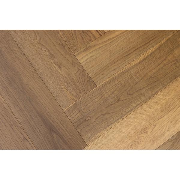 China Smoked UV Oiled White Oak Herringbone Parquet Flooring 910x150mm factory