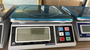 China 22mm Height Precision Digital Weigher with 4v Rechargeable Battery factory