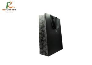 China Luxury Paper Shopping Custom Printed Bags With Handle Black Printed 210gsm factory