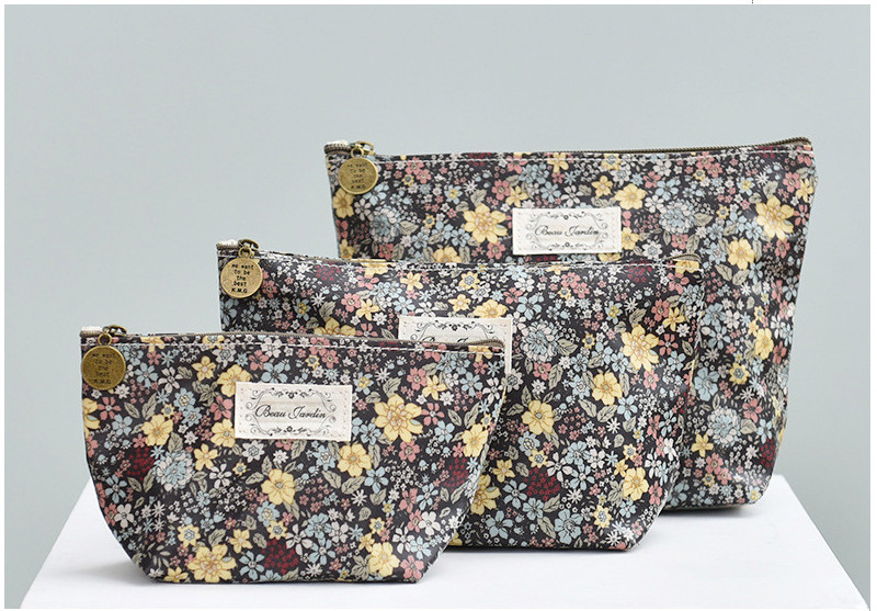 Pure Color Waterproof Polyester Pouch Clutch Bag Cosmetic Bag For Women