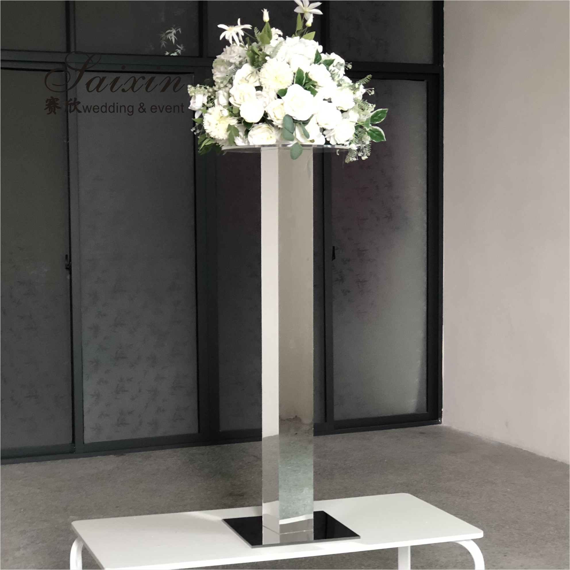 ZT-564 Wholesale Hot Sale Event Wedding Centerpieces Tall Gold Mirror Pillar Flower Stand