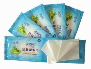 China Lint Free 48gsm Hospital Medical Spunlace Nonwoven Rolls factory