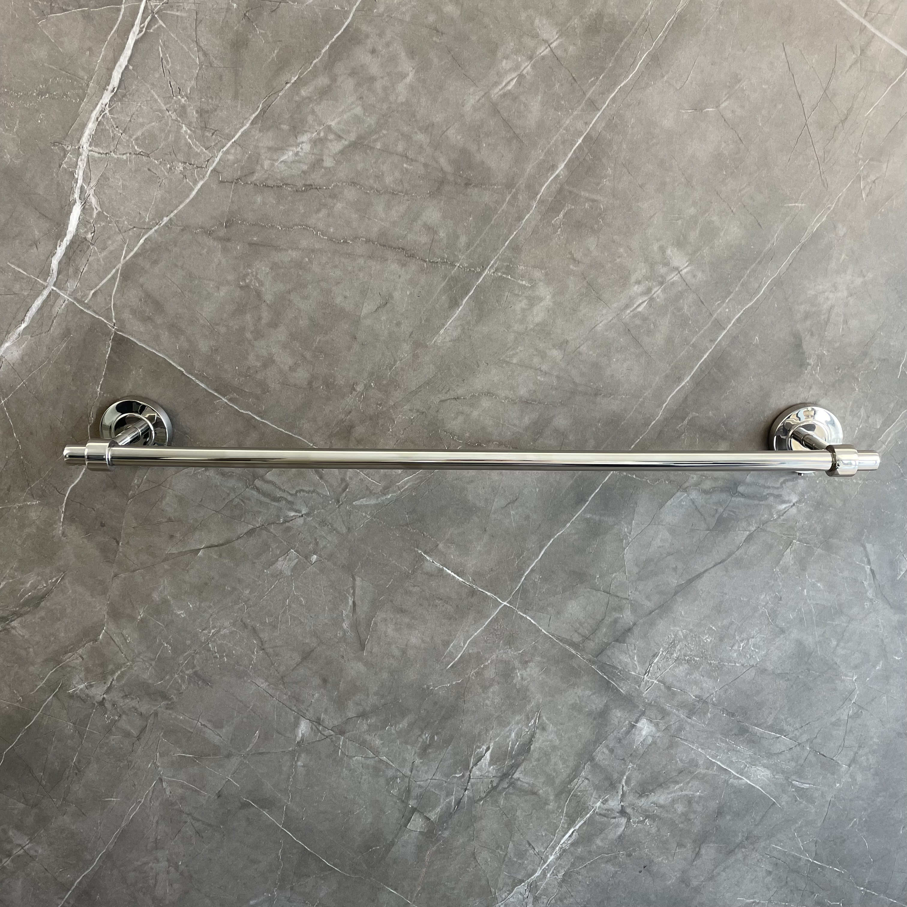 Polished Finihshing Bathroom Towel Bars 600Mm Single Towel Holder Hanger Wall Mounted