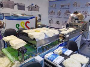 China Tortilla Production Line Capacity Of 1000-7000 Pieces/h And Roller Surface Treatment factory