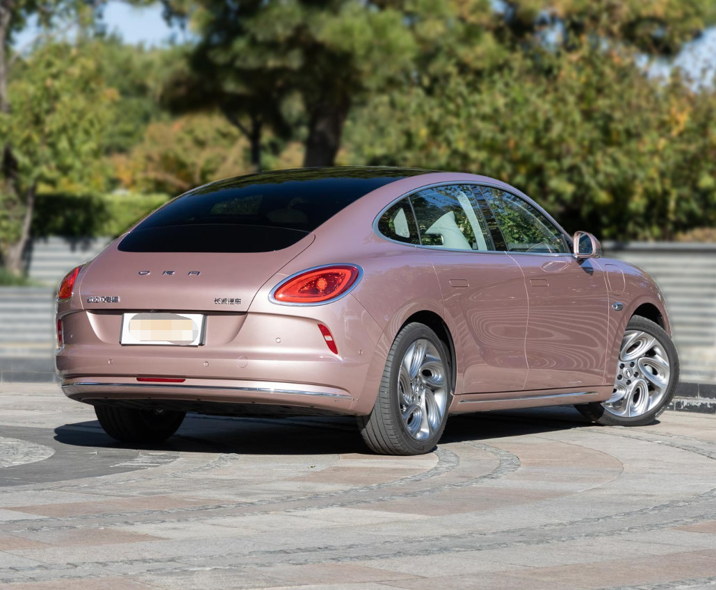 Fantastic ORA Lightningmao 2022 555km Haohua Version Electric Sedan 5 Seats