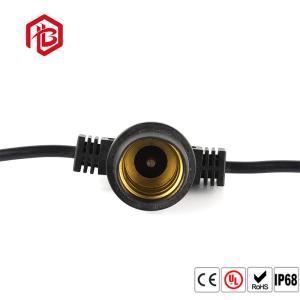 China Waterproof Vintage IP66 E27 Screw Lamp Holder Thread Type Bulb Holder factory