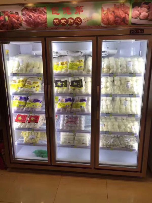 -18~22℃ Temperature Upright Glass Door Display Freezer For Seafood 1700L