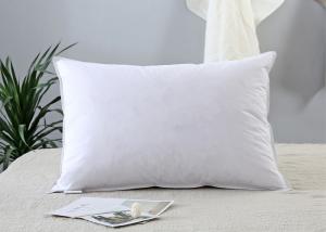 China 50x70cm 800gms Feather Throw Pillows Cotton Home Textiles factory