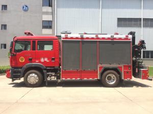 China Fire Fighting 4X2 Emergency Rescue Fire Truck 228kw With 5 Ton Crane factory