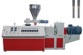 China Plastic Conical Twin Screw Extruder Pvc Pipe Extrudsion Machine factory