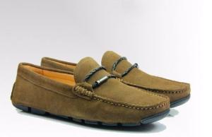 China Handmade Bandage Mens Brown Suede Walking Shoes Non - Slip Genuine Leather factory