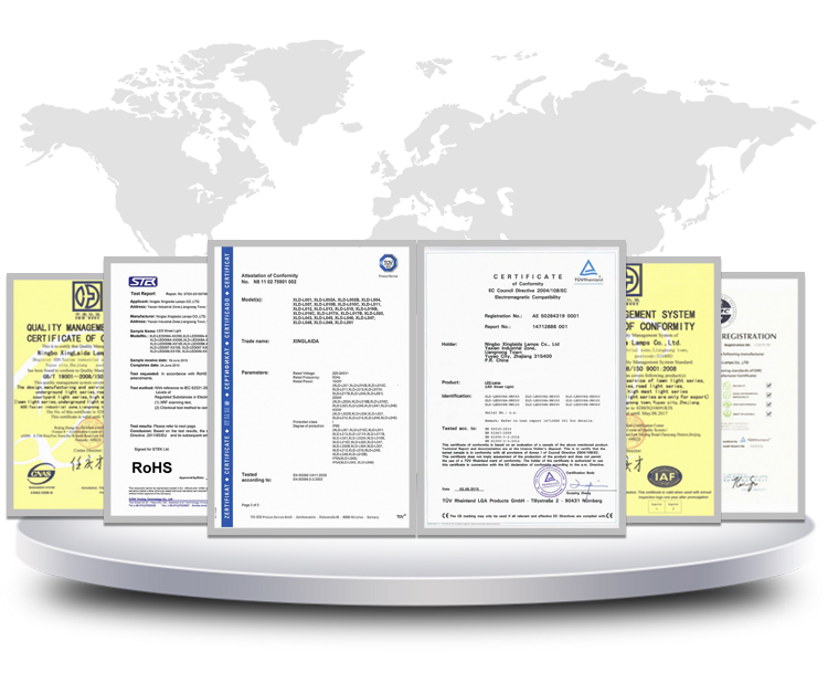 Outdoor Streetlights LED Road Lamp with High Luminous Efficiency and IP65 Waterproof