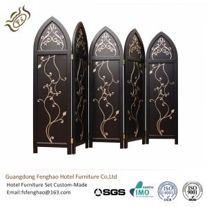 China Fanshaped Hand Golden Painting Decorative Folding Screens Vintage Partition Hinges factory