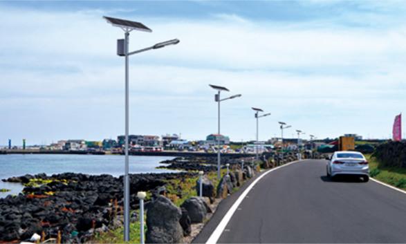 14000lm lamp efficiency Pollution Free Led street light Solar led Street Lights