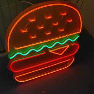 China Hamburg Steak Cuttable Neon Signs Spectacular AC240V Custom Neon Bar Signs factory