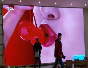 China Indoor SMD Full Color LED Display HD LED Screen Wall For Shopping Centers factory