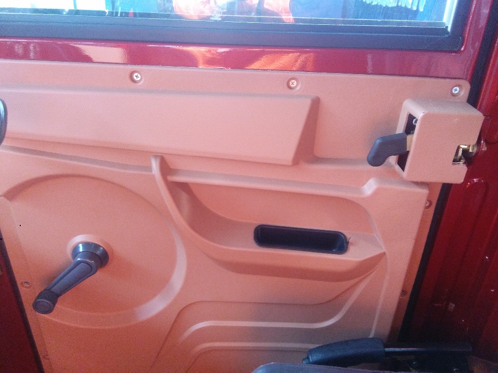 1.5 Ton Semi Closed Petrol 150CC Cargo Tricycle
