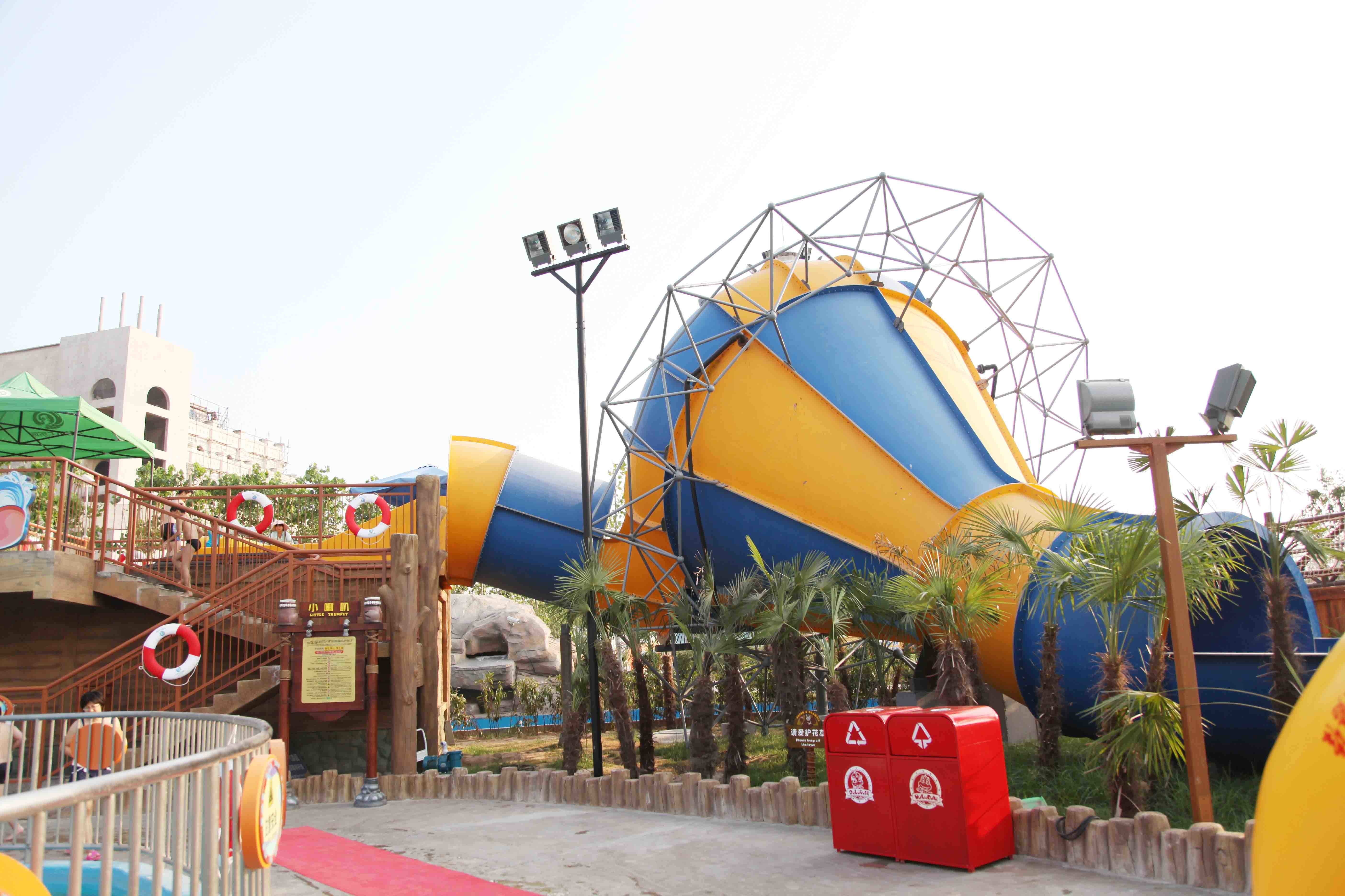 Comercial Indoor Water Play Small Slide / Water Park Ride 100m3 / Hr Water Supply