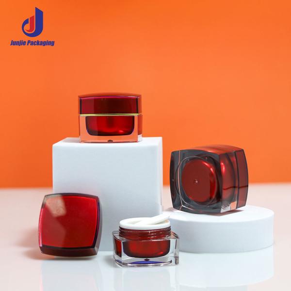 Customized Plastic Cosmetic Bottles Square Acrylic Cosmetic Packaging Bottle Red
