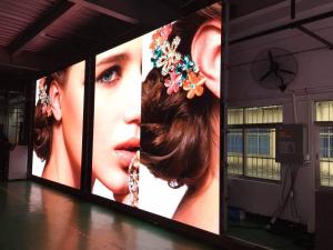 China SMD1010 P1.9 HD LED Display Indoor Video Wall for High Standard Meeting factory
