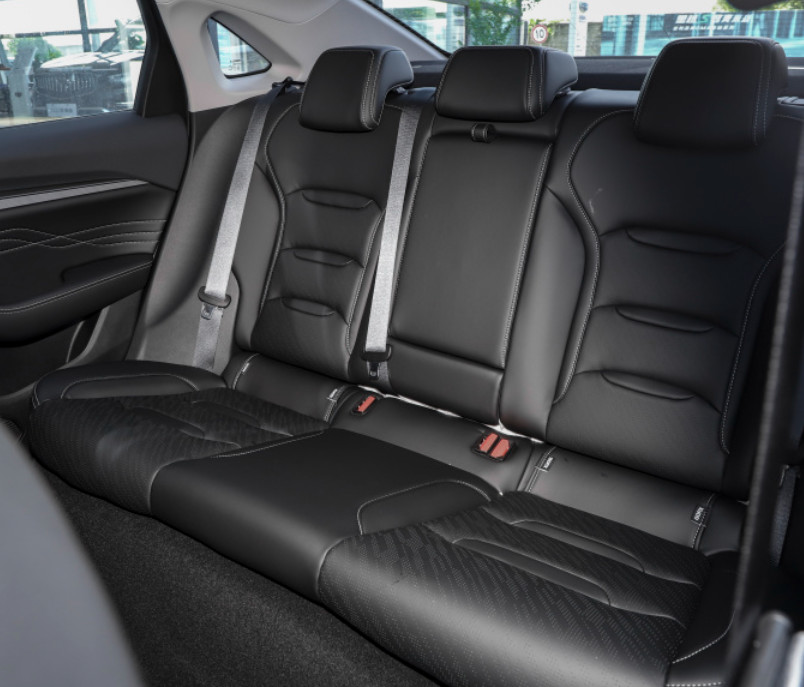 Geely Preface 2023 2.0TD Haohua Version 2.0T 190HP L4 4 Door 5 seats Saloon Car