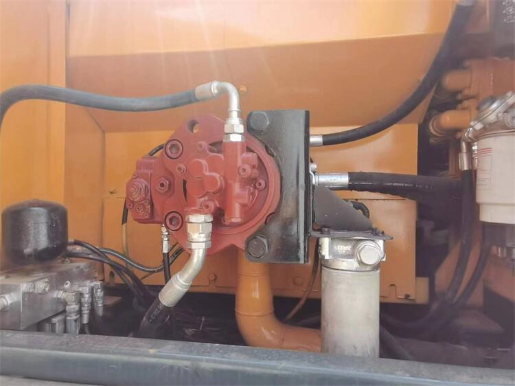 4.2 km/s Rate Speed Used Hyundai 225-9T Crawler Excavator in Shanghai Less Hours Best