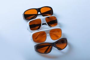 China Q Switched GTY UV Laser Safety Glasses 532nm 1064nm CE EN207 Approved factory