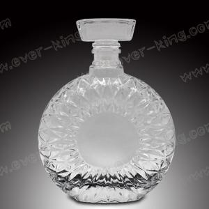 China 750 ml White Flint Nordic Style Vodka Glass Bottle factory