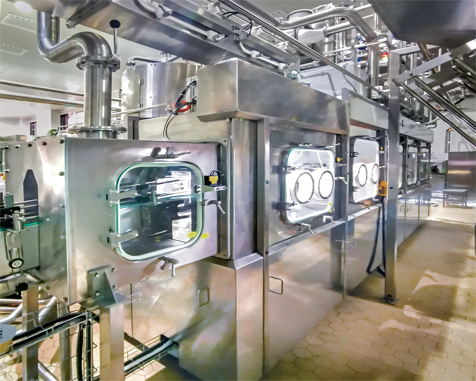 China PLC Control Mineral Water Bottle Assembly Line Packing Machine OEM factory