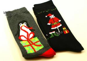 China Classic jacquard cartoon christmas patterned design OEM winter cotton socks for women factory