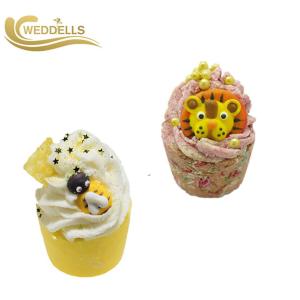 China Healthy Jasmine Scent Custom Bath Bombs Keep Skin Moisturized And Help Relieve Stress factory